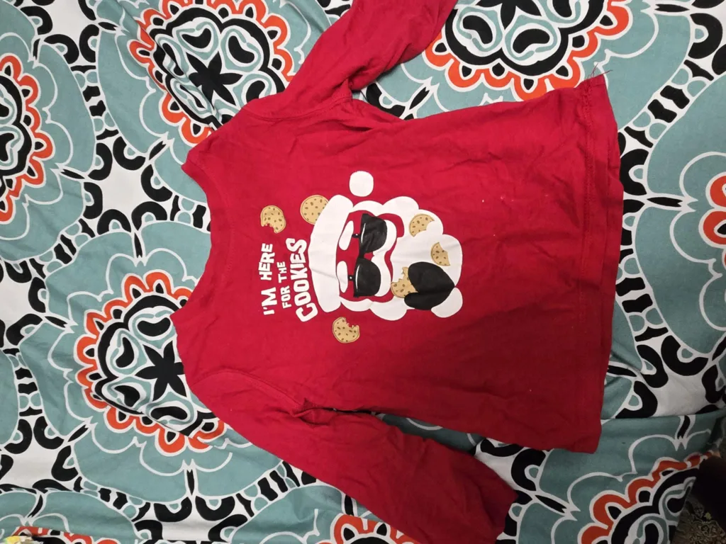 Red Long Sleeve "I'm Here For The Cookies" Shirt #freecycle thumbnail