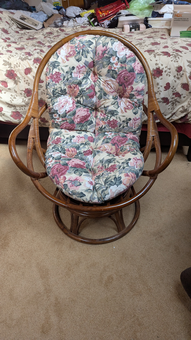 Vintage Bamboo Swivel Chair/ Cushion