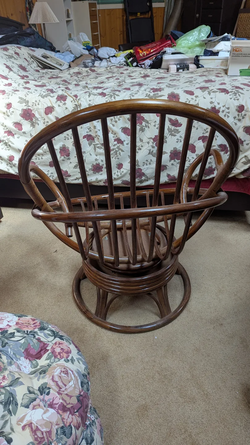 Vintage Bamboo Swivel Chair/ Cushion image indicator(3)