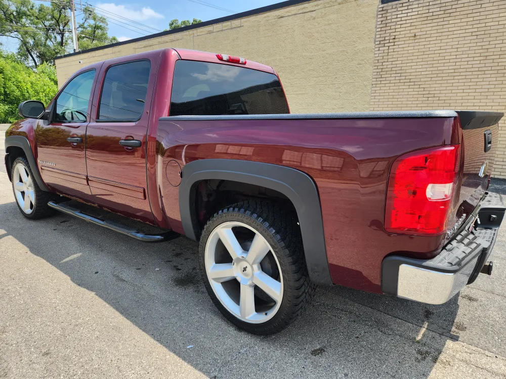 2009 Chevy Silverado 1500 LT image indicator(6)