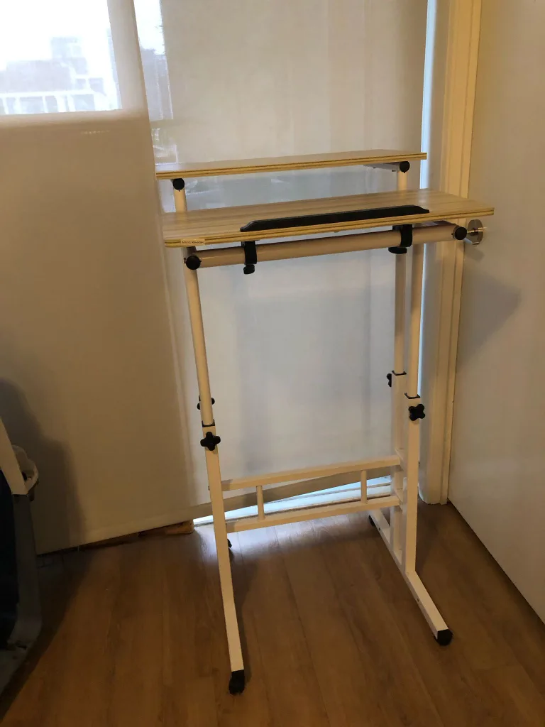 Adjustable Standing Desk image indicator(4)