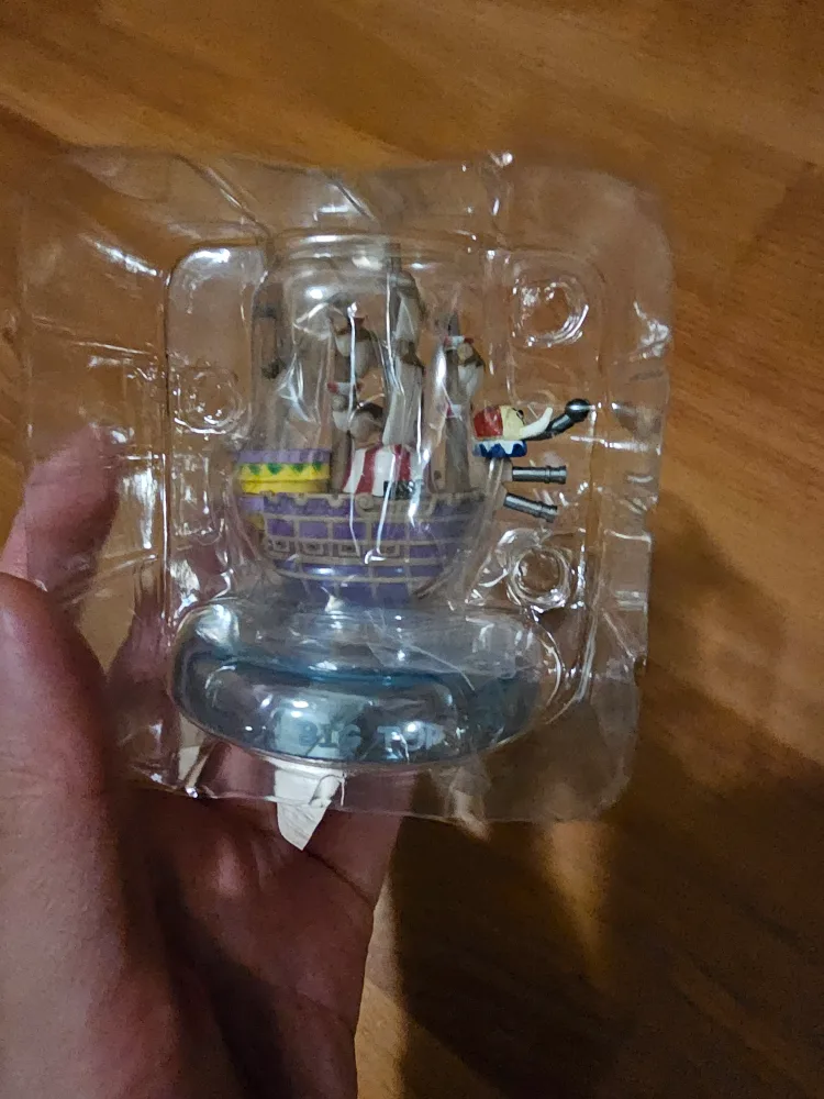 Megahouse One Piece Big Top ship figure image indicator(2)