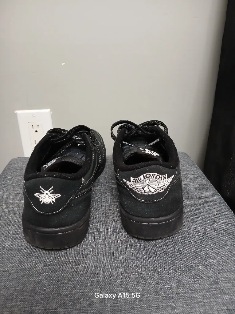 Low Sneakers thumbnail