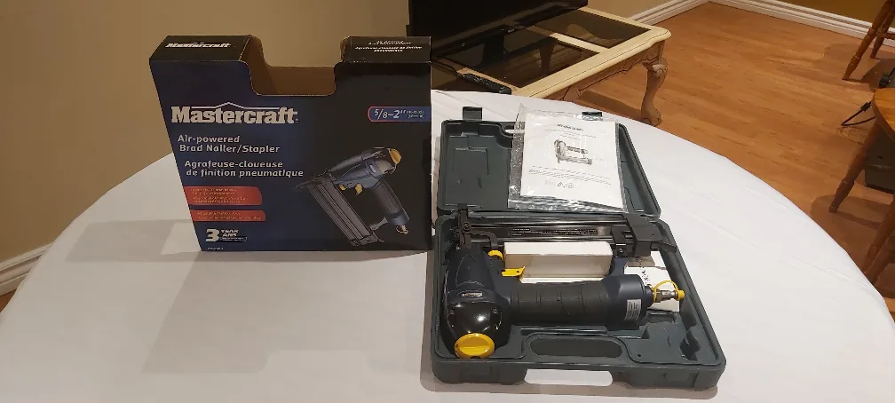 Air-powered Brad Nailer/Stapler with case thumbnail