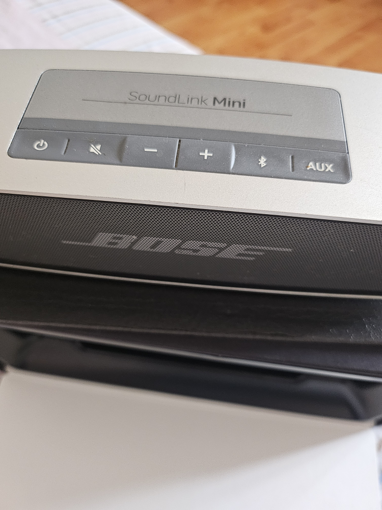 Bose SoundLink Mini Bluetooth Speaker - photo 3