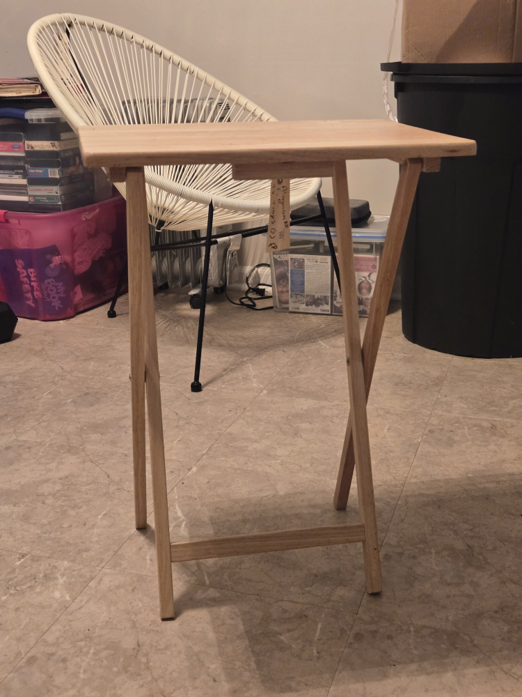 Folding Table 💚