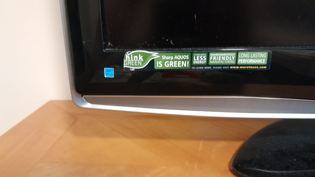 Sharp Aquos LC-37D43U 37" LCD TV - photo 4