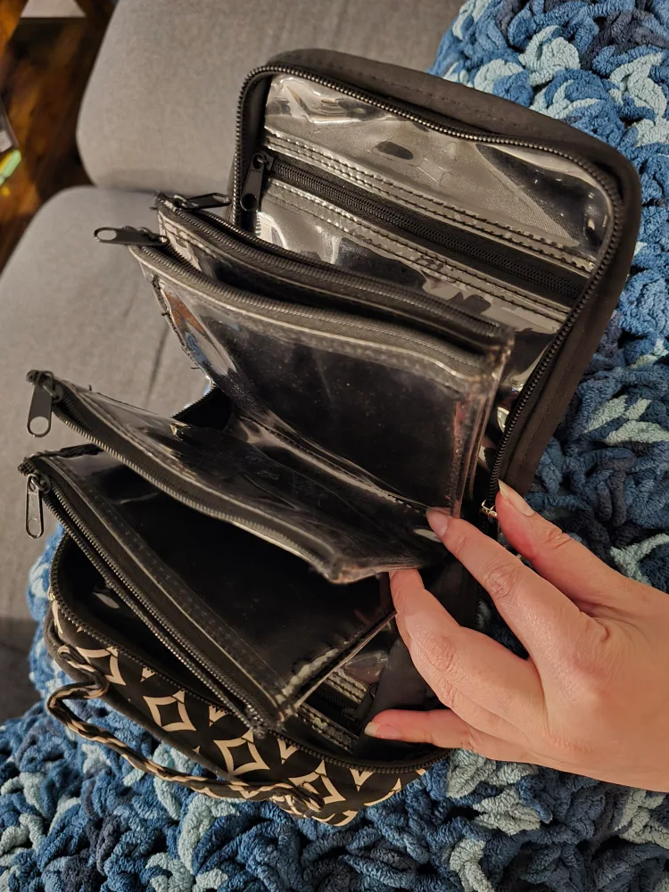 Ruby's Closet Travel Organizer thumbnail