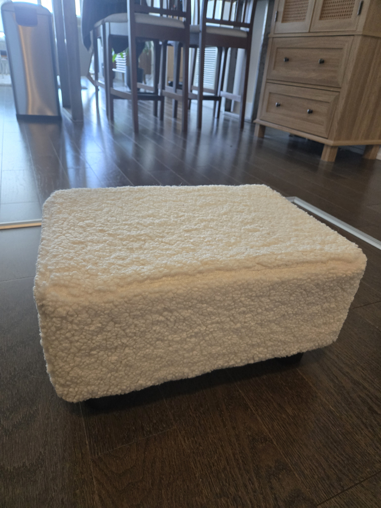 Sherpa foot stool