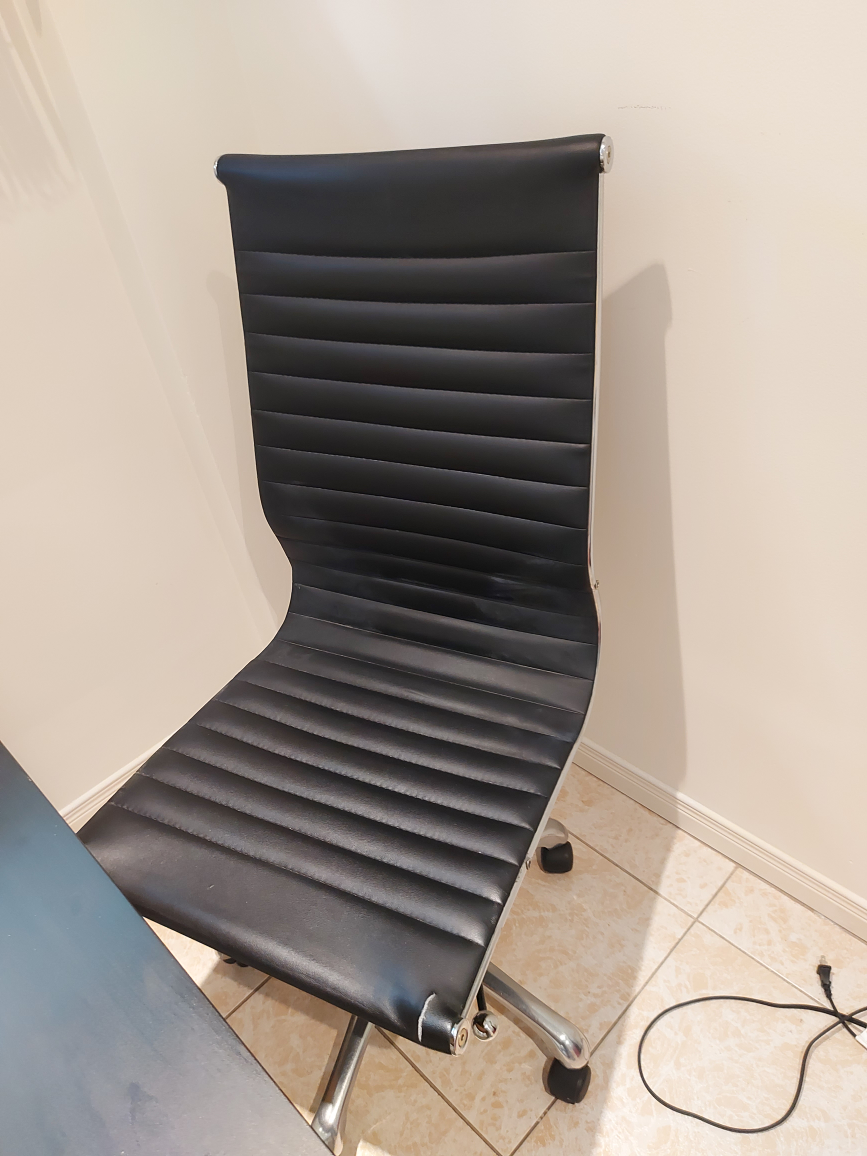 IKEA Micke black office desk with chair - photo 3