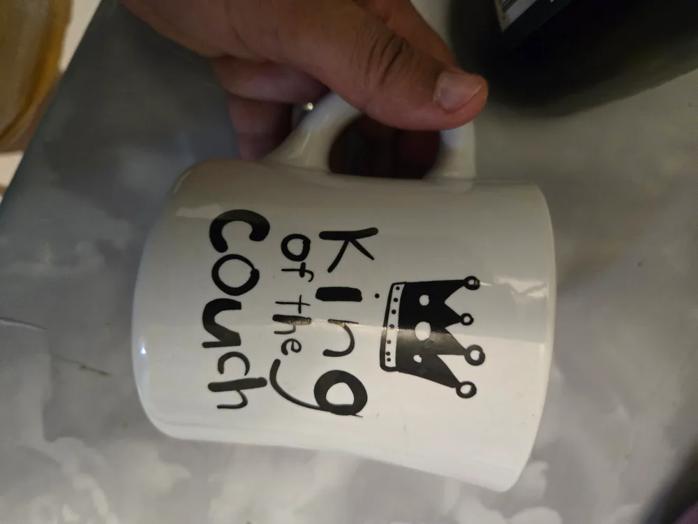 King of the Couch Mug #freecycle thumbnail