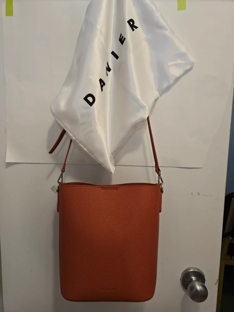 DANIEL Crossbag - Original (small) image indicator(2)