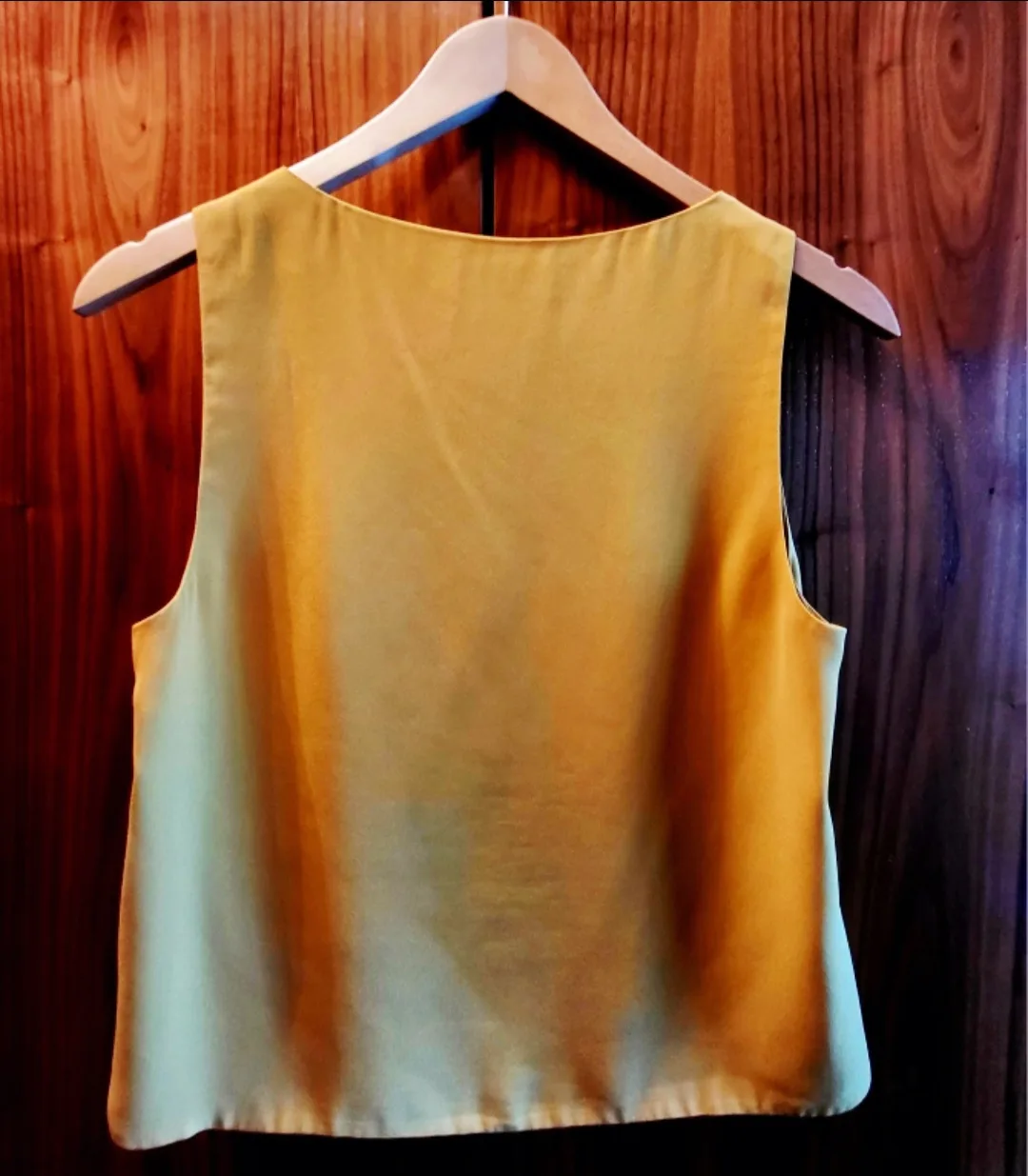 ❣️ Aritzia Babaton Murphy Blouse Mustard Yellow Sleeveless image indicator(5)