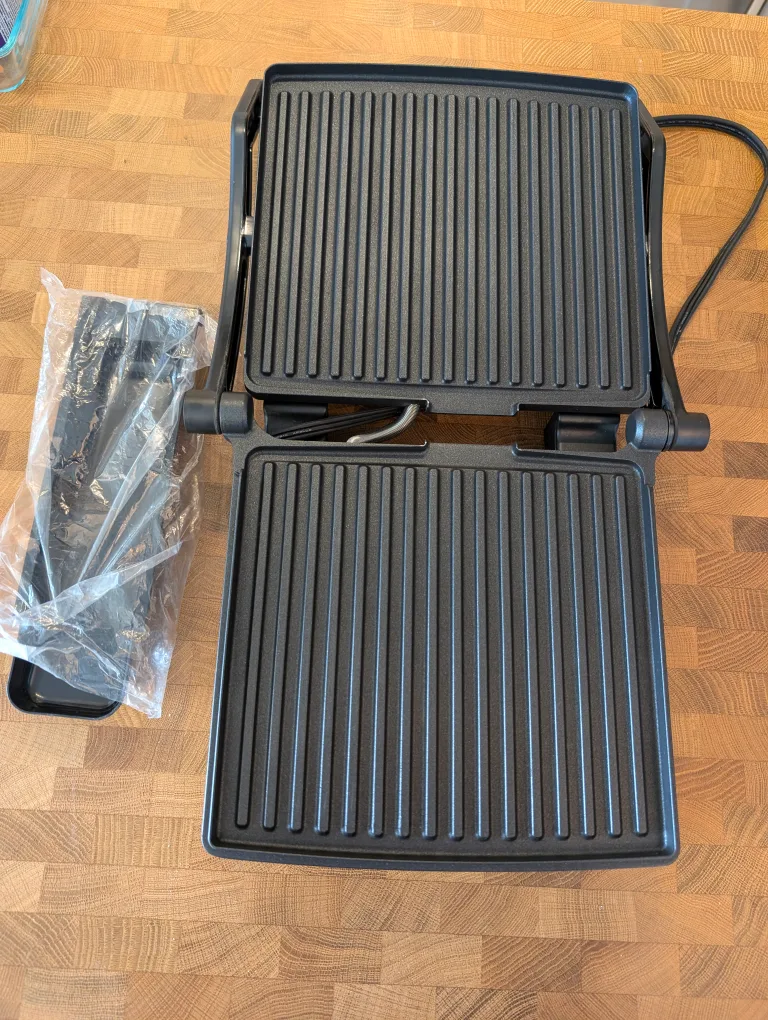 Chefman Panini Press Grill image indicator(3)