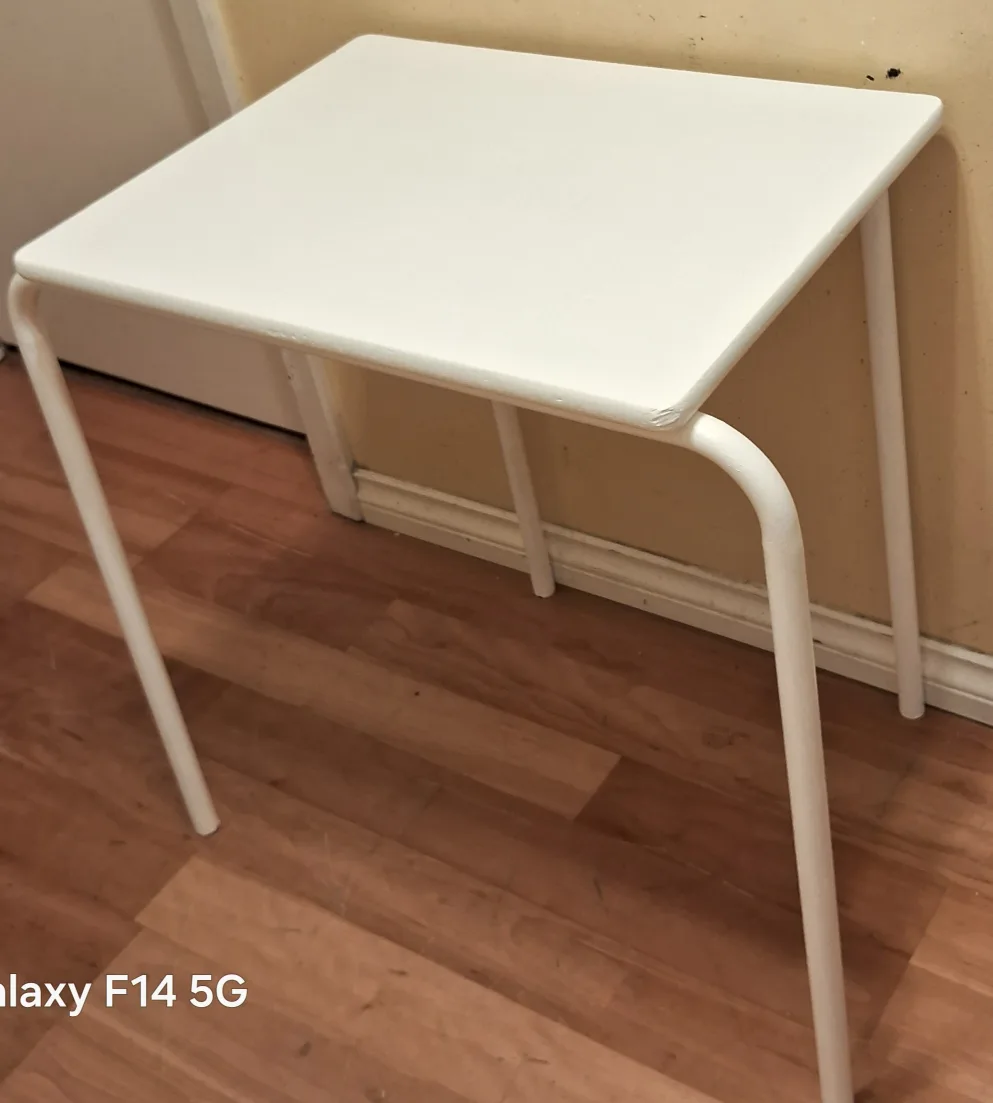 White Table thumbnail