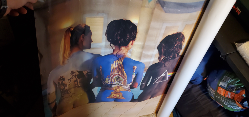 Big pink Floyd poster! classic artwork