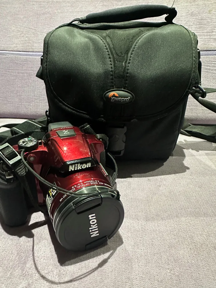 Nikon Digital Camera with 42x Optical Zoom