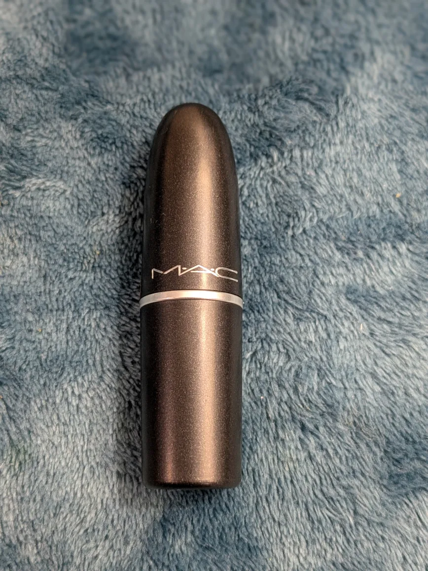 MAC Lipstick - Chili thumbnail