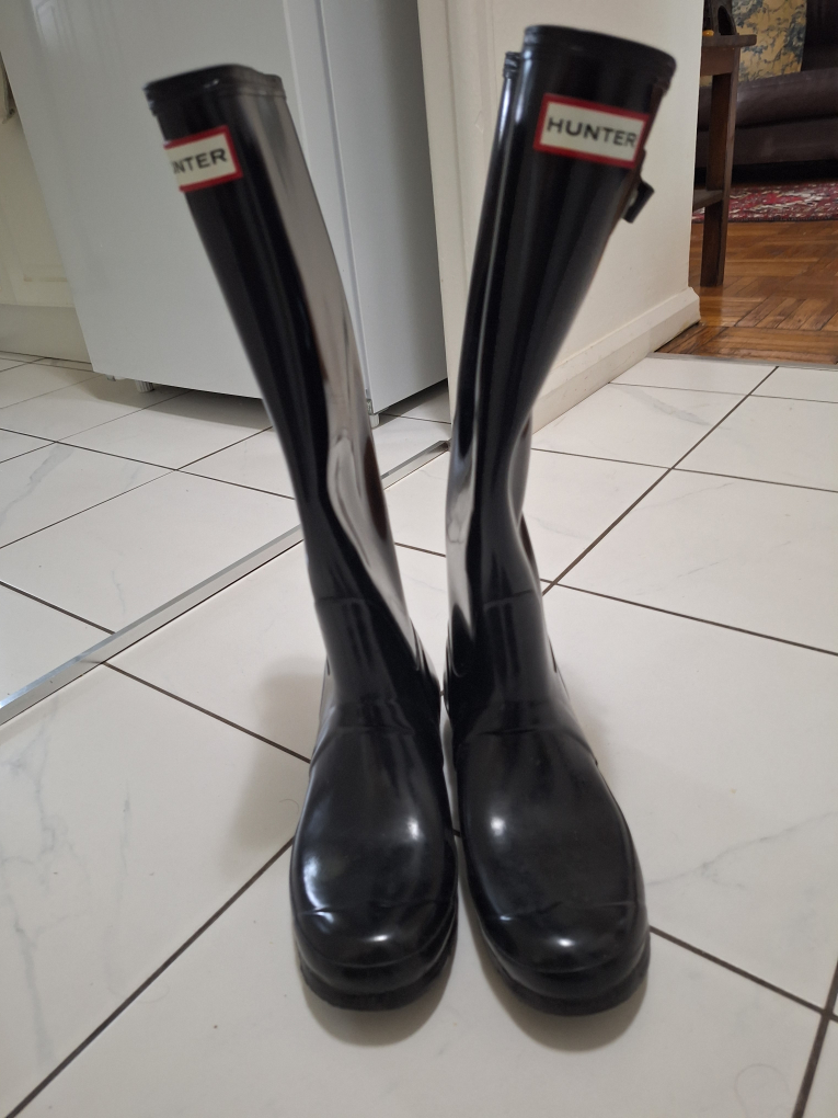 Hunter Black Glossy Rain Boots - photo 3
