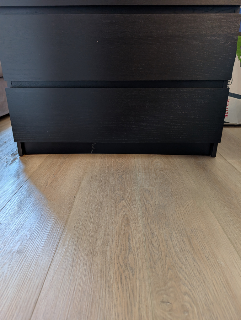 IKEA Malm 3 Drawer Dresser 🥕 - photo 3