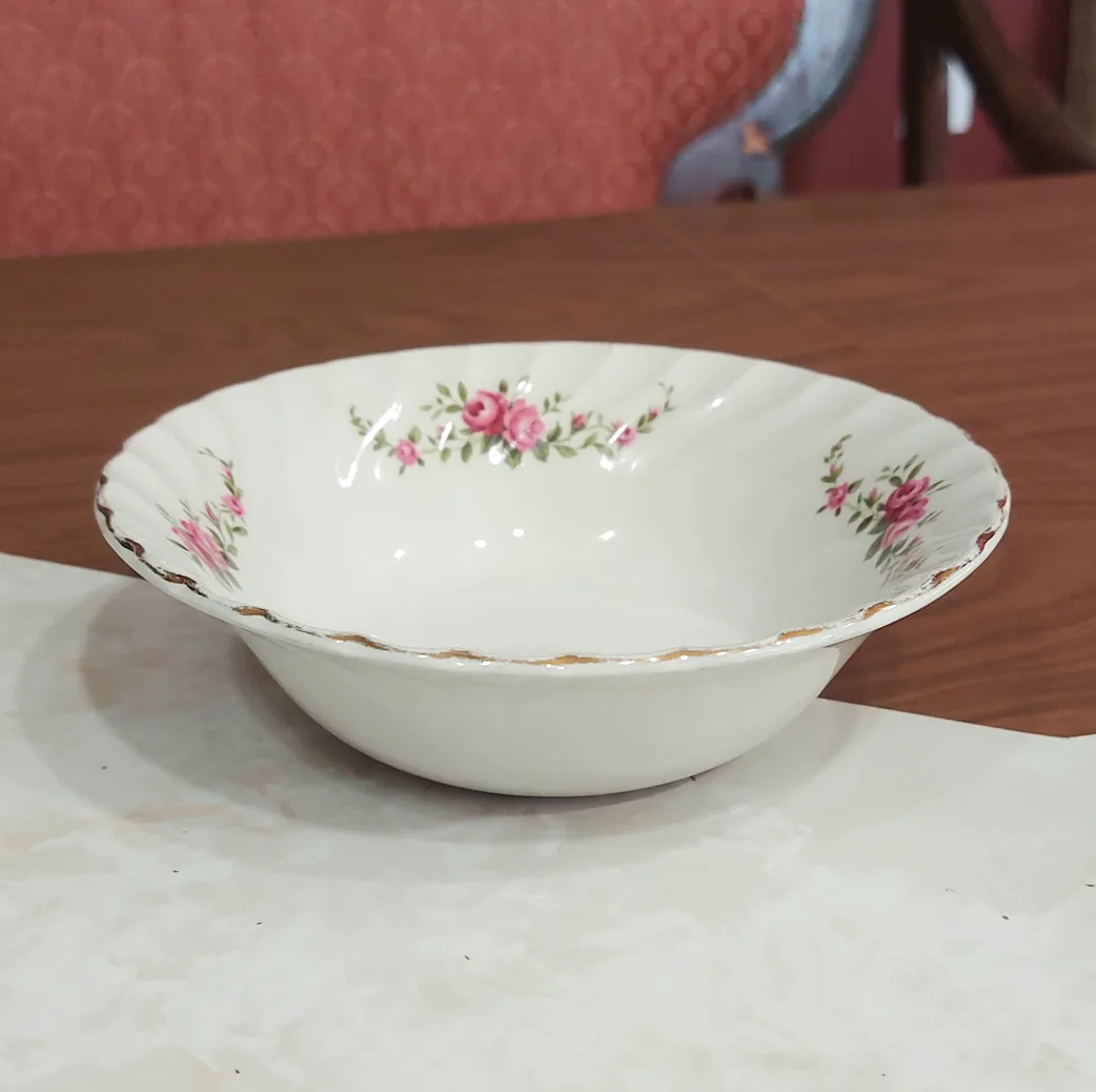 cute cereal bowl 🥣 trades accepted! thumbnail