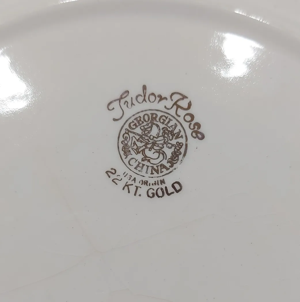 trade or $3! 🛍 rose pattern plates image indicator(7)