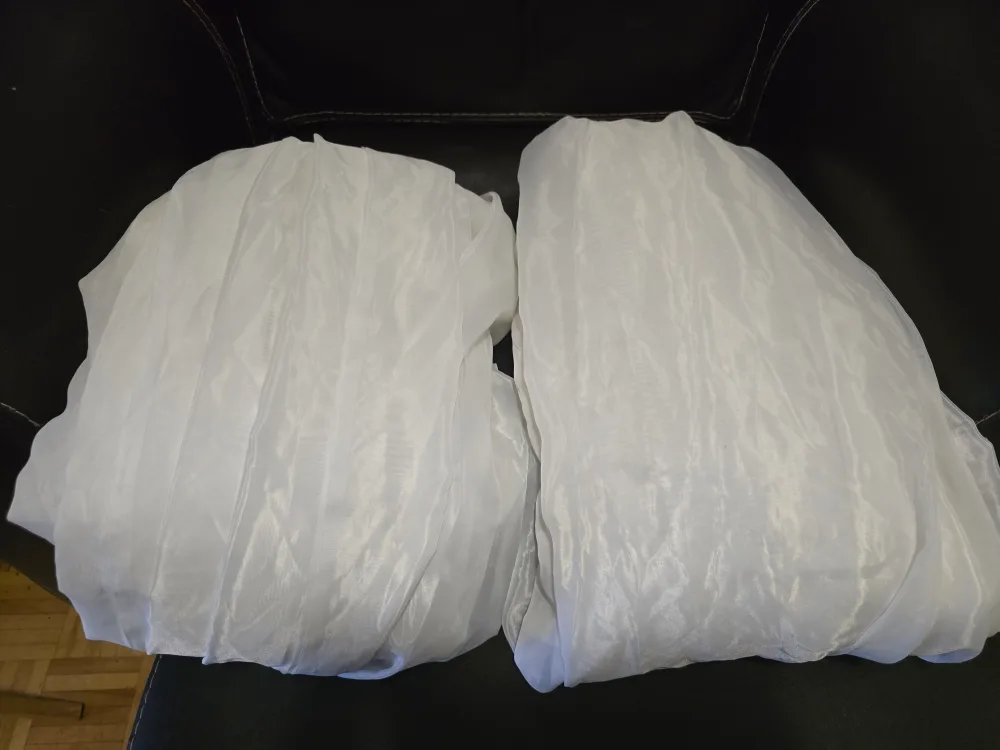 White Sheer Fabric - 2 Pieces 🇨🇦 thumbnail