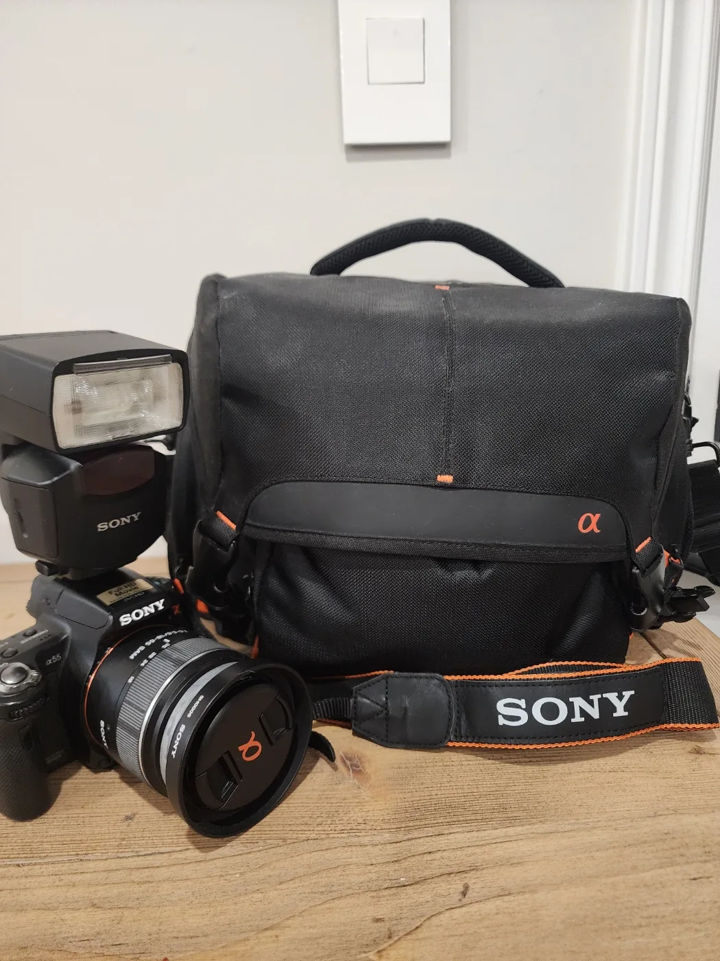 Sony Alpha A55 SLT Camera Bundle – Great Condition! image indicator(7)