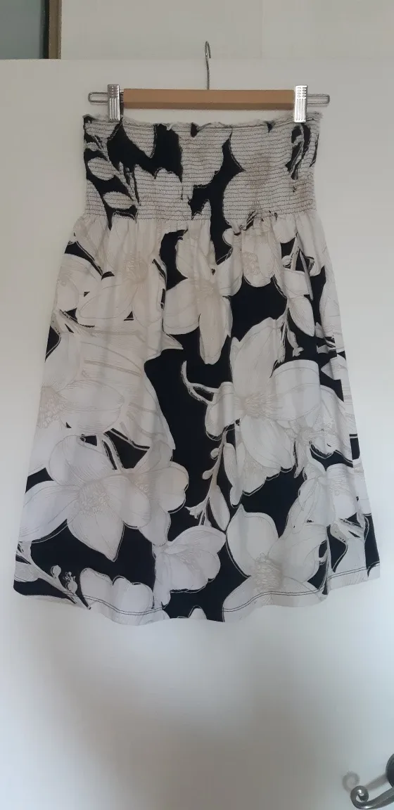 Old Navy Smocked Floral Dress - Size S thumbnail