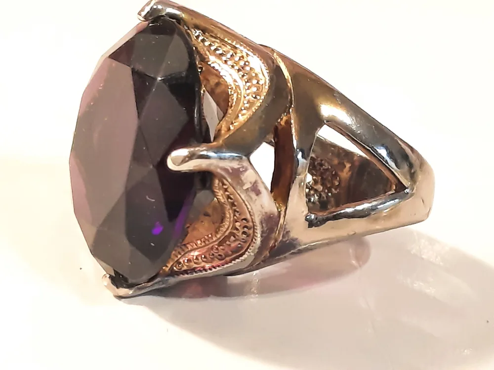 Vintagepurple stone huge Statement Ring image indicator(3)