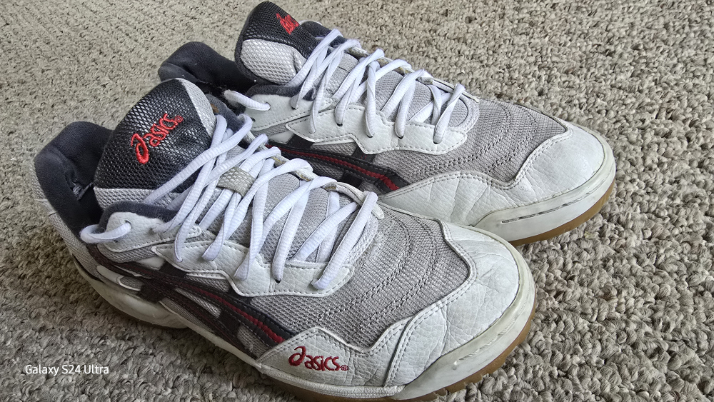 Asics Sport Shoes - White and Grey size 10 men - photo 5