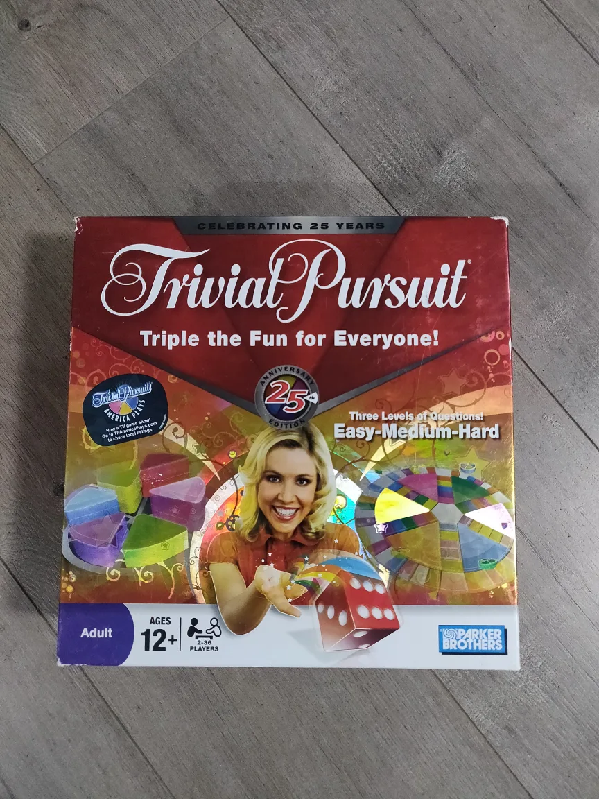 Trivial Pursuit 25th Anniversary Edition Board Game thumbnail