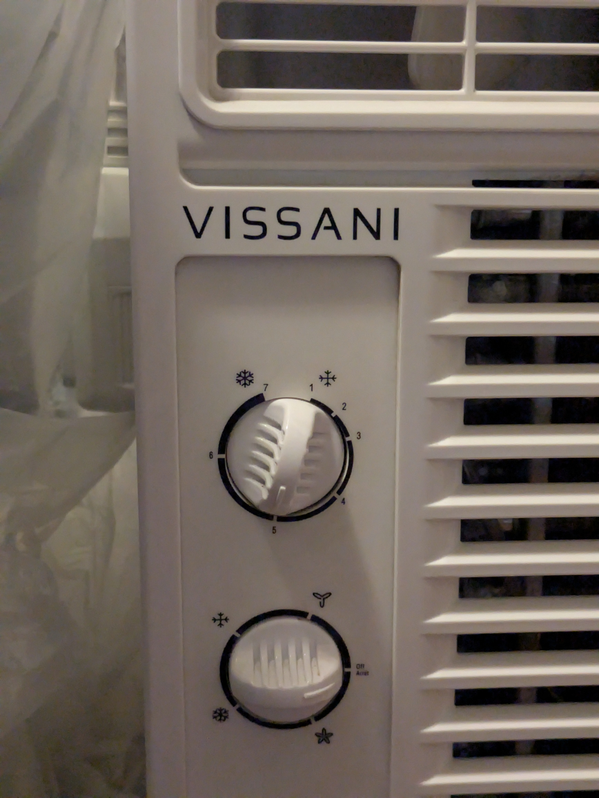 Vissani Window Air Conditioner - photo 4