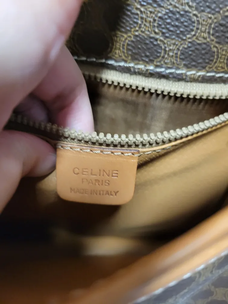 Celine Messenger Bag image indicator(5)
