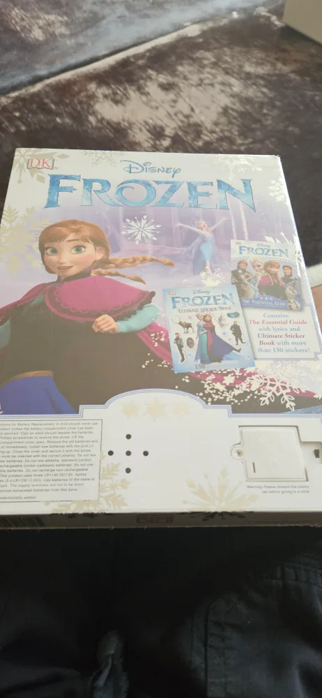 Disney Frozen: The Essential Collection image indicator(3)