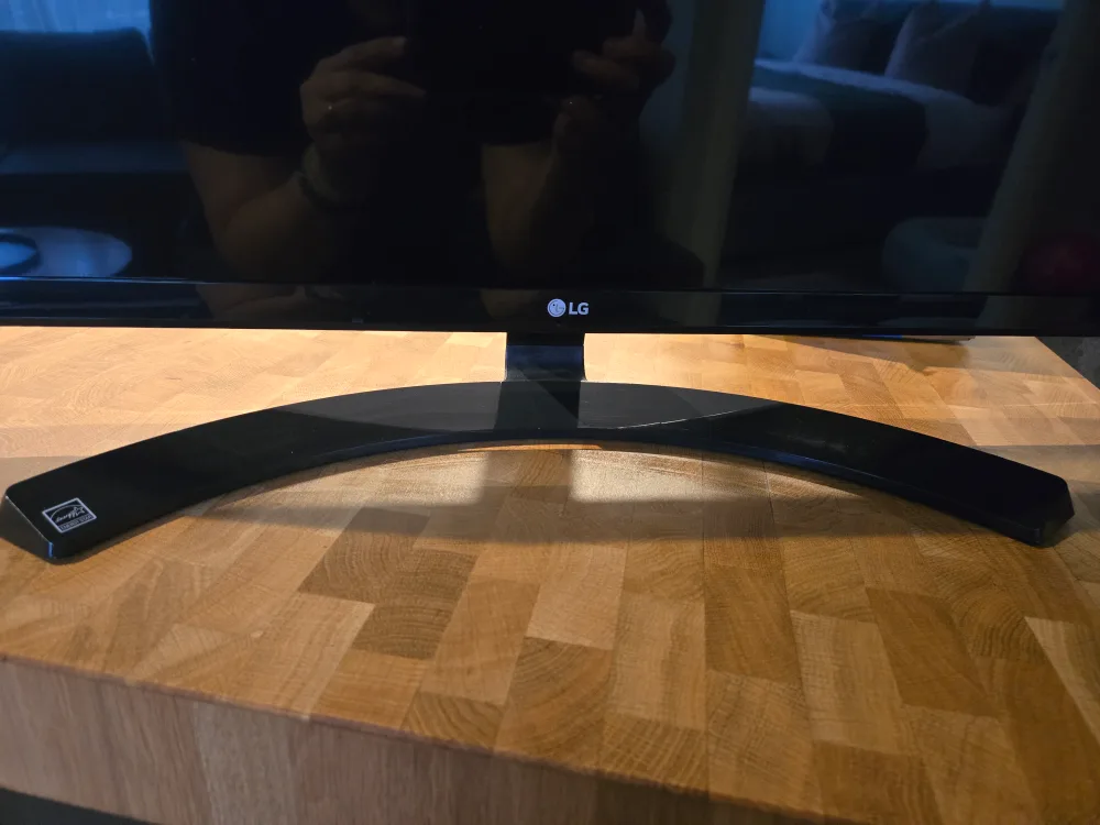 LG 32' monitor image indicator(2)