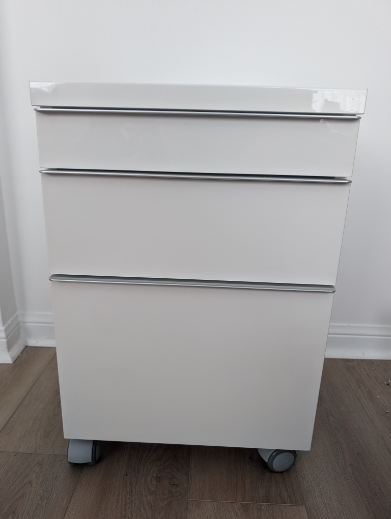 IKEA BESTÅ BURS Drawer unit on casters