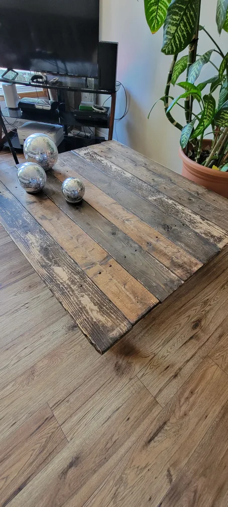 Rustic Coffee Table image indicator(3)