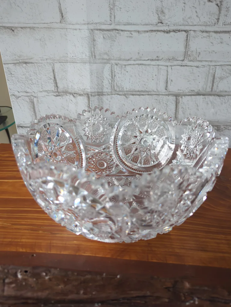 Vintage Crystal Bowl image indicator(2)