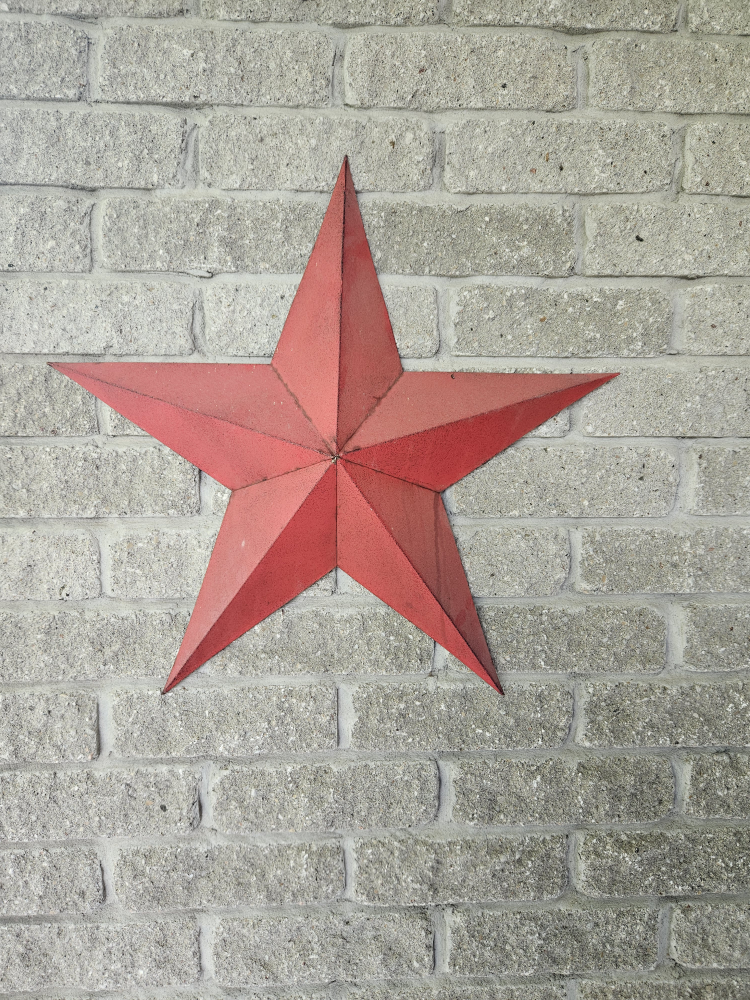 Red Metal Star Wall Decor - photo 2
