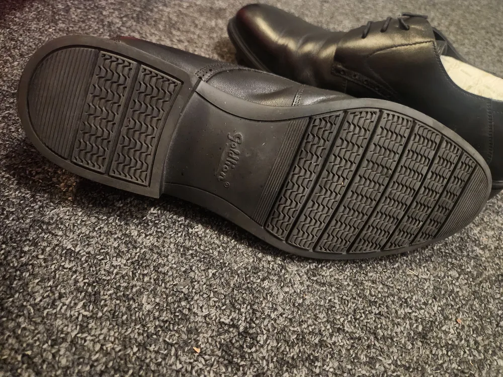 Goldlion Black Leather Dress Shoes image indicator(4)