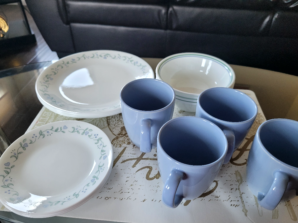 Corelle Dinnerware Set 16 ct ✅️