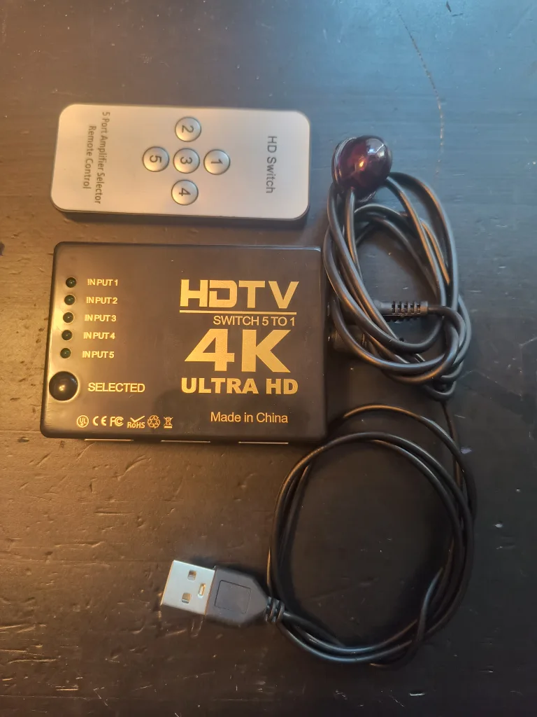 5to1 HDMI port switcher with remote thumbnail