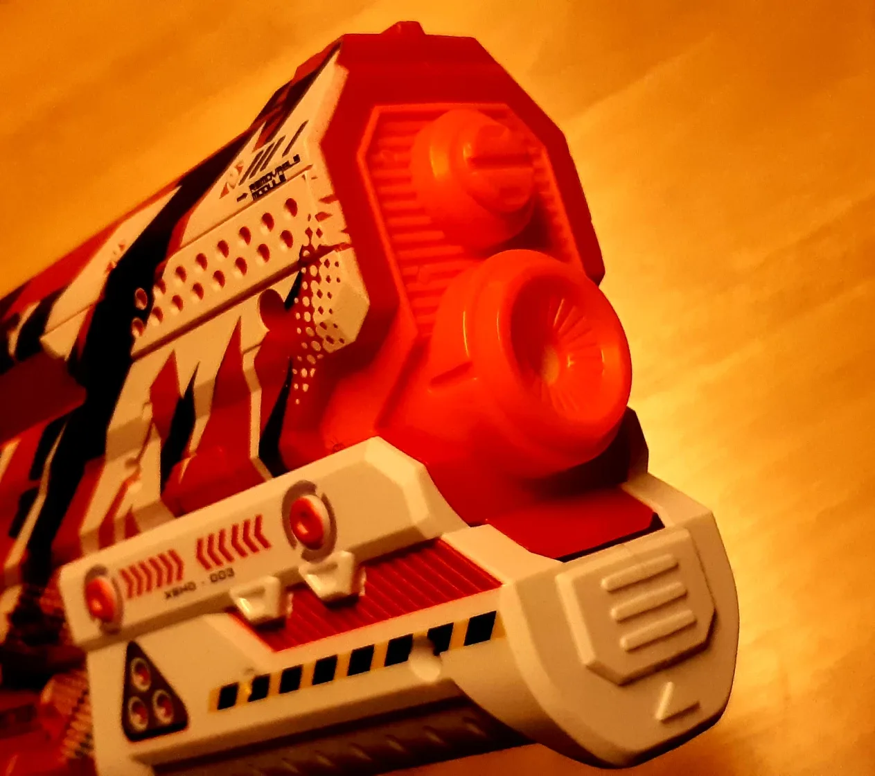 Zuru XShot Hyper Gel Clutch Blaster image indicator(5)