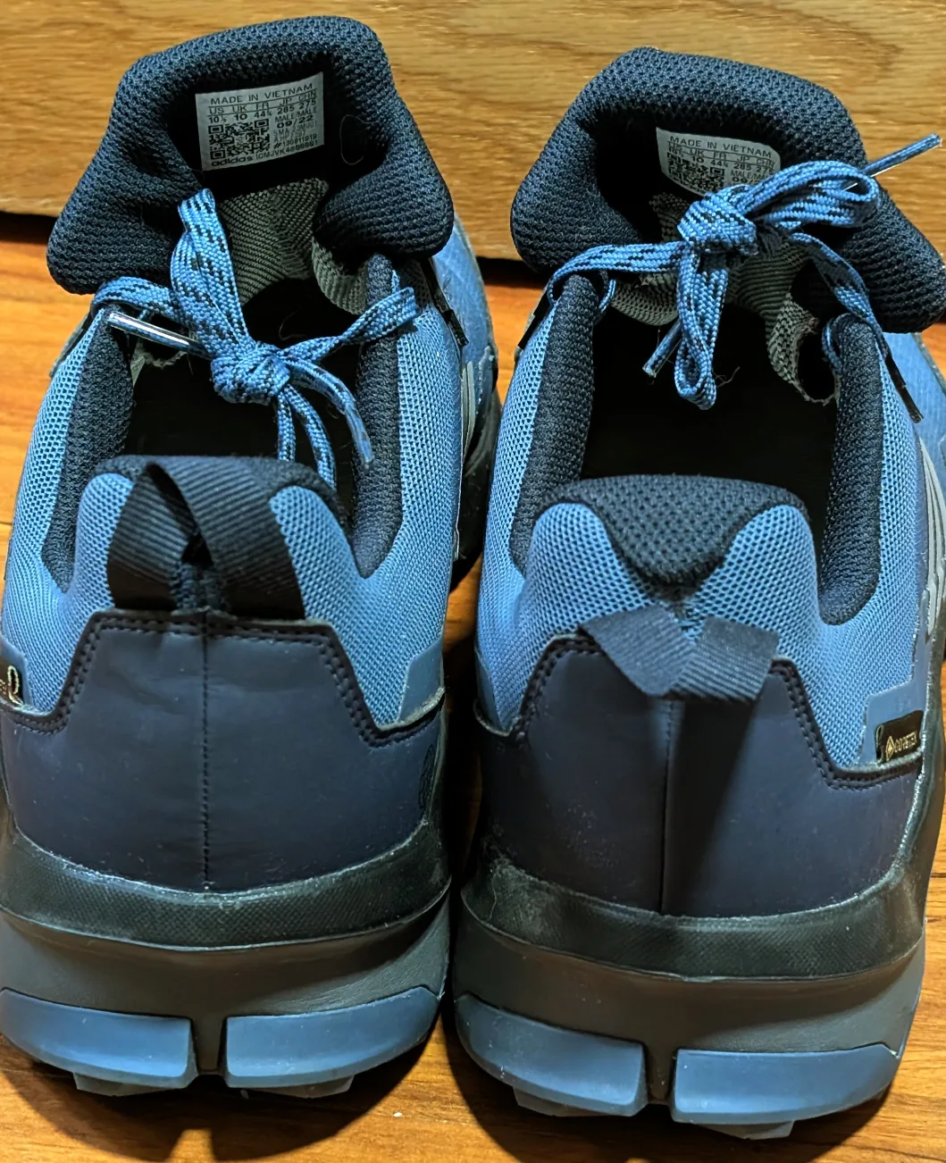 Terrex Hiking Shoes, US 10.5 💚 image indicator(5)