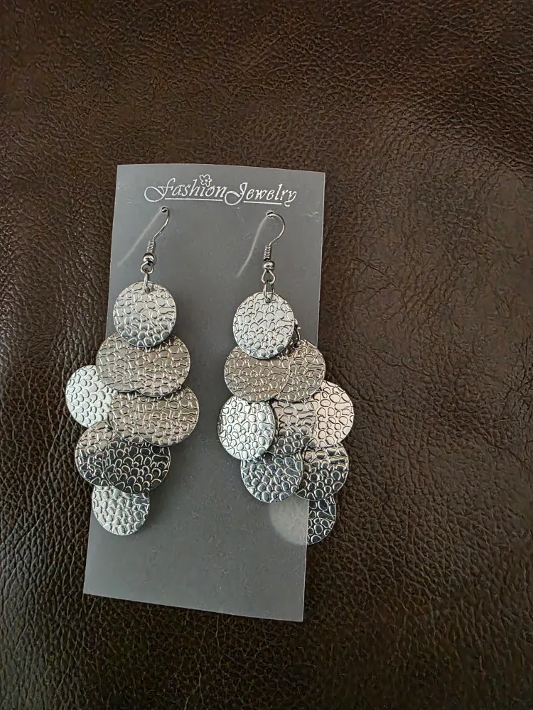 Silver Disc Earrings thumbnail
