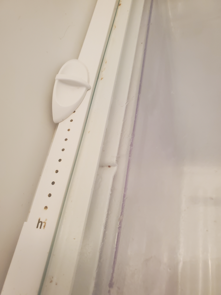 Frigidaire Fridge - Great for Small Spaces - photo 2