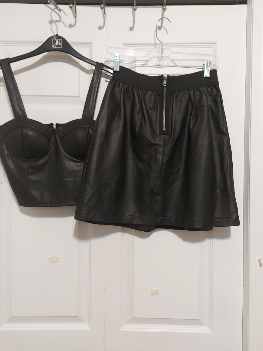Black Faux Leather Top & Skirt Set - photo 2