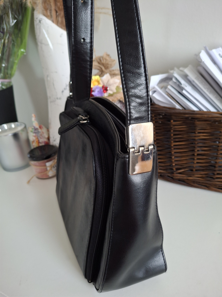 Coletta Genuine Leather Black Shoulder Bag - photo 3