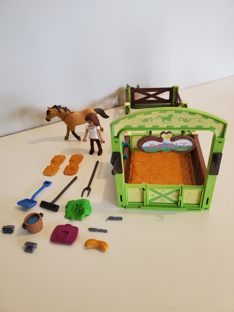 PLAYMOBIL 9478  Lucky & Spirit with Horse Stall PARTS ONLY